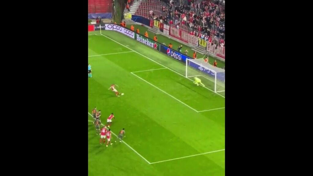 Toby Alderweireld misses the penalty at the last minute against Shakhtar in UCl 2023/24