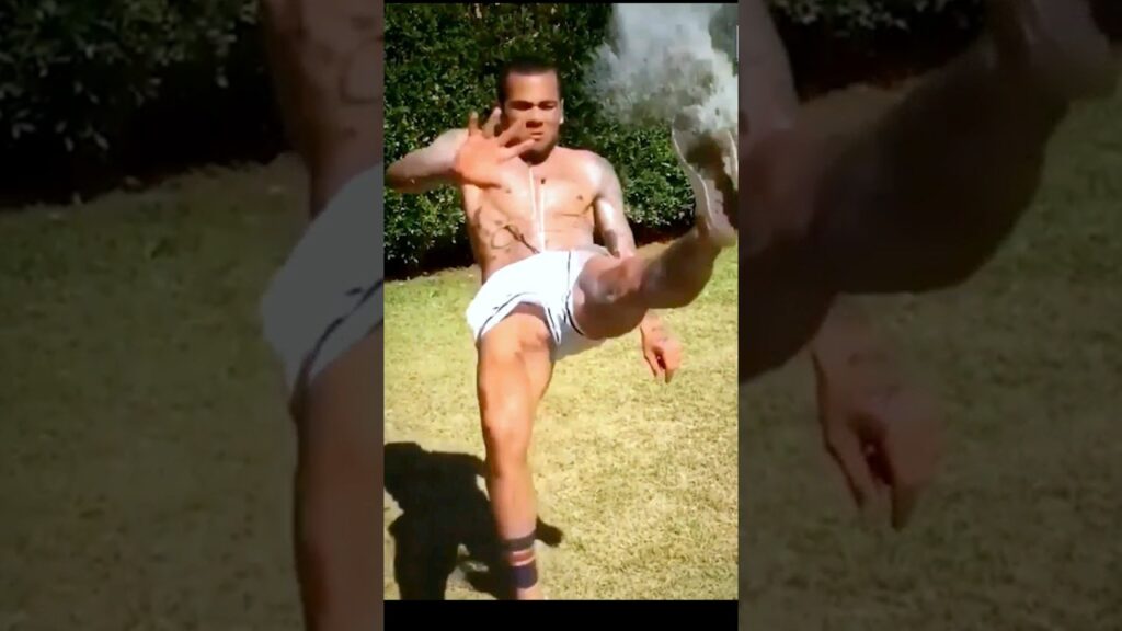 Dani Alves 😱😱training madness🙆‍♂️ #footballcrazy