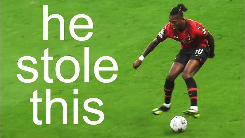 Rafael Leão had to steal Ronaldo's move...