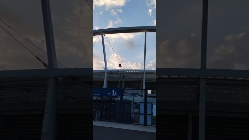 Stadion Śląski w pięknym zachodzie słońca