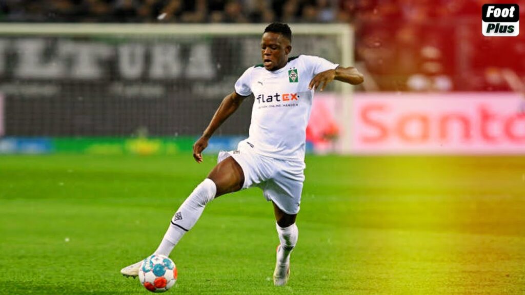 Denis Zakaria 2022 ● Welcome To Juventus - Skills , Goals , Assists