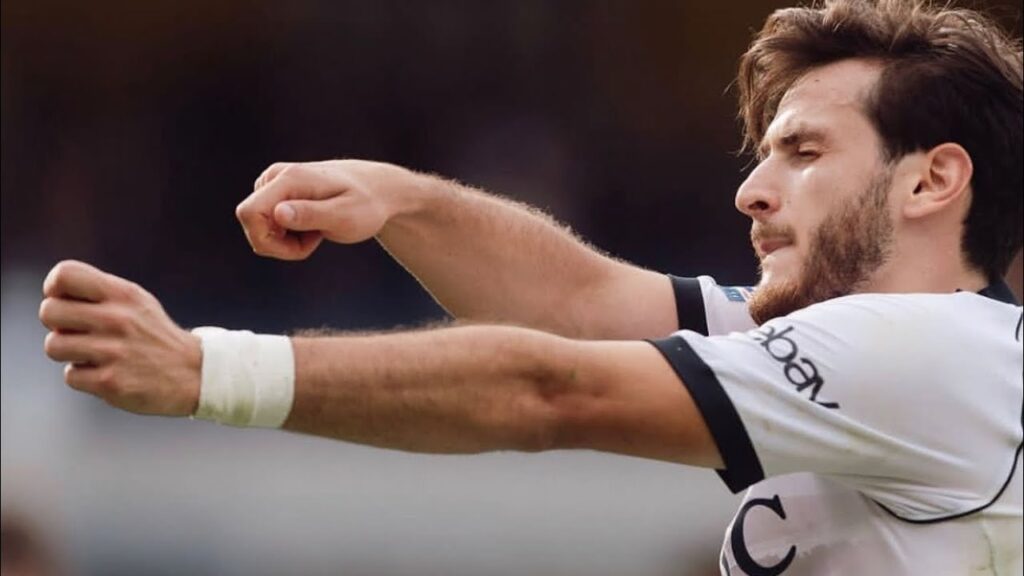 Kvaratskhelia's New Season: Unveiling the Secrets 🏹