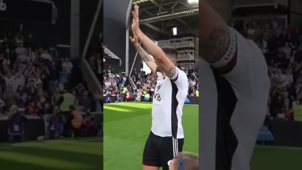 ميتروفيتش يتلقى تحية من جماهير ناديه 🔵⚪️#الهلال