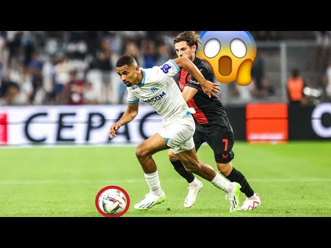 iliman Ndiaye can't stop dribbling😱😳