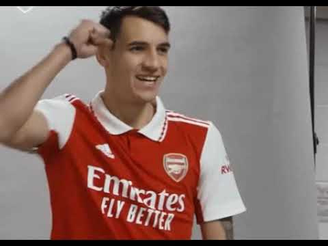 Jakub Kiwior first day at Arsenal