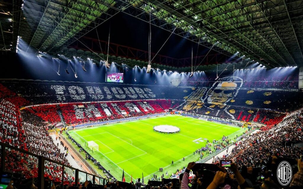 This night was so special! SEMPRE MILAN❤️🖤