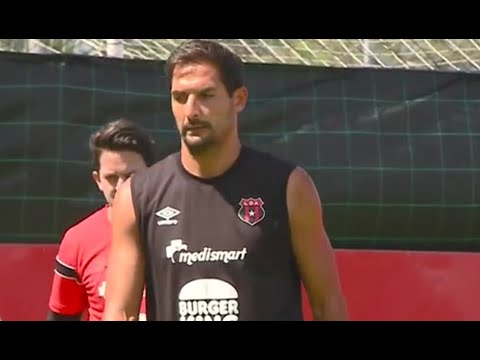 Celso Borges es la principal duda de Alajuelense para el Clásico Nacional