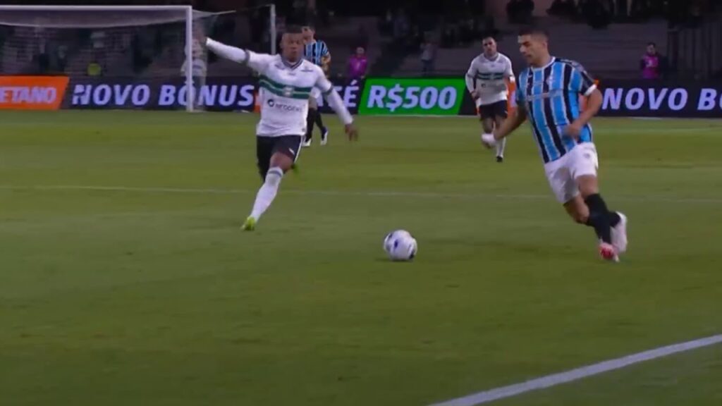 SUÁREZ FEZ MAIS UMA ASSISTÊNCIA EM GRANDE ATUAÇÃO | Luis Suárez vs Coritiba