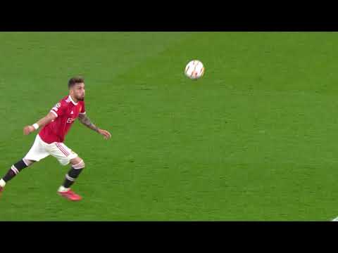 Alex Telles AMAZING Volley Goal vs Villareal