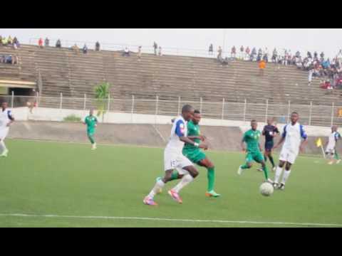 UMS de Loum    1-0  Aigle Royal