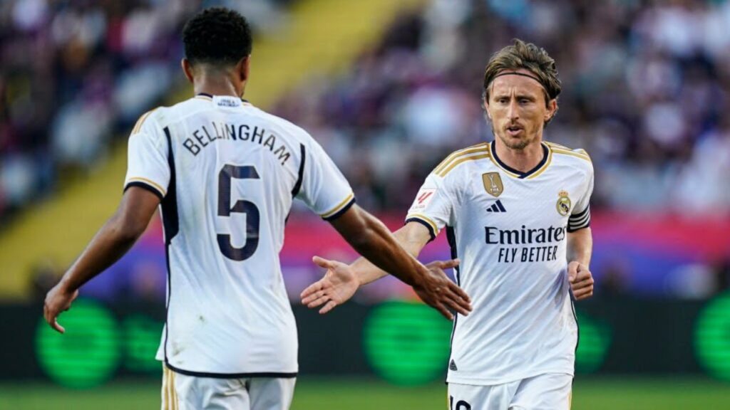 Luka Modric Game Changing Performance vs Barcelona | 4K