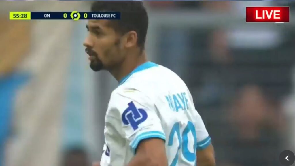 Regardez Iliman Ndiaye applaudis par stade vélodrome lors de son entrée