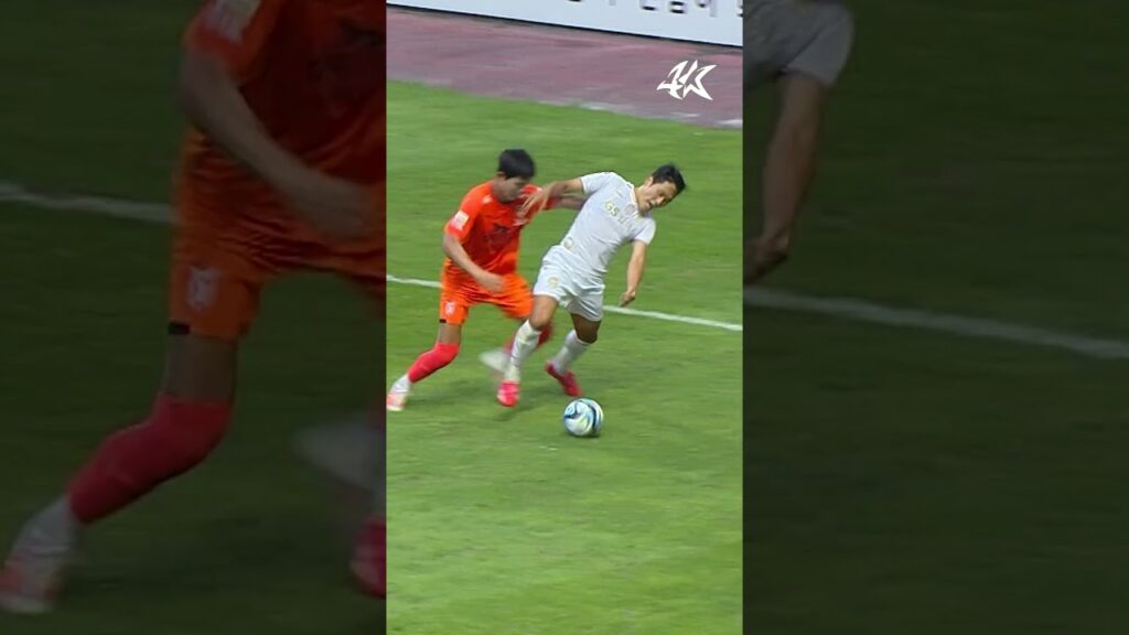 나상호 허벅지는 경기를 찢어😎