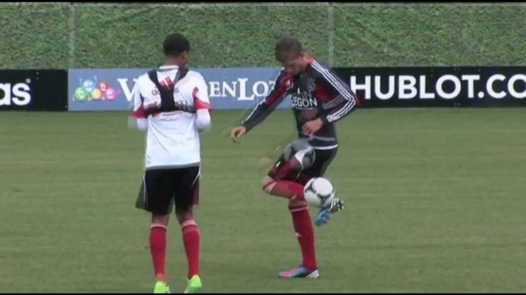 Jan Vertonghen shows his new epic trick