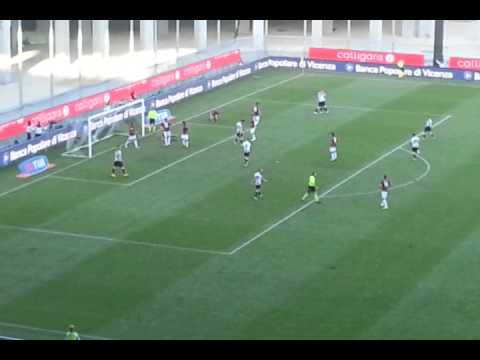 Udinese-Genoa: il gol del 2-2 di Widmer