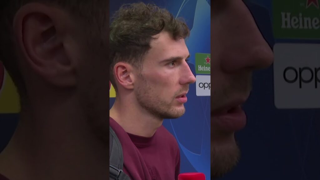 Leon Goretzka genervt von seiner Armschiene | #shorts