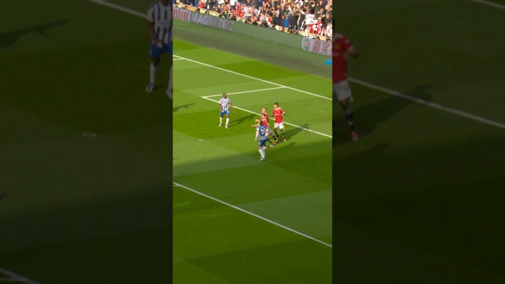 Moises Caicedo scores first PL goal vs Man Utd