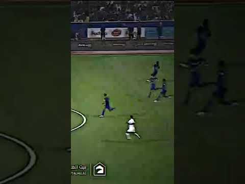 - مراوغة سعود عبد الحميد .