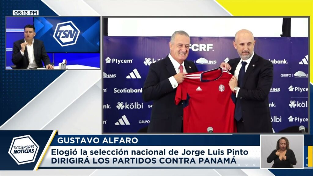 Gustavo Alfaro ya fue presentando como DT