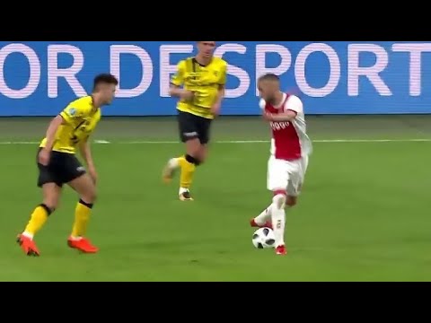 Hakim Ziyech is Such a Baller || Showboating Skills ||