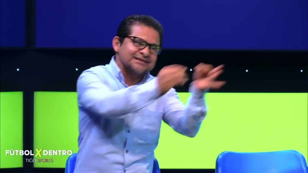 "Yo quisiera ver más a Juan Pablo Vargas, porque le he visto unas salidas de espanto”.