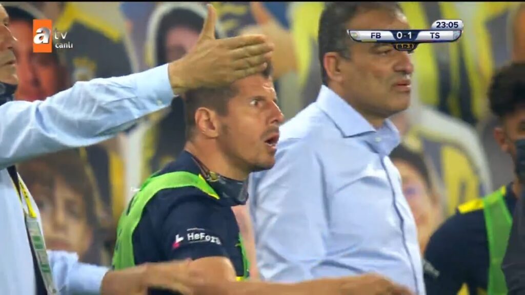 Emre Belözoğlu Ve Sörloth Tartıştı! Emre Belözoğlu Kırmızı Kart Gördü!