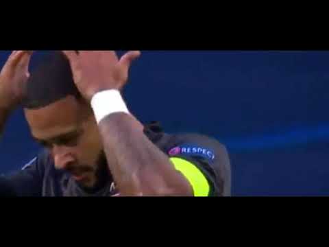 Depay and Toko Ekambi miss vs Bayern munich