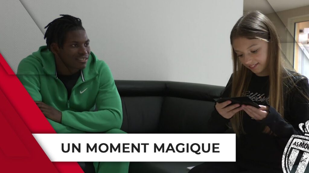 La visite surprise de Breel Embolo à une jeune supportrice de l'AS Monaco ❤️🤍