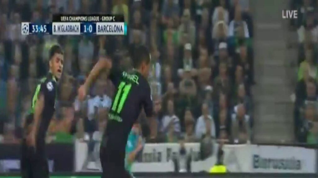 But de Thorgan Hazard   Borussia Monchengladbach vs FC Barcelona 1 2 Champions League HD