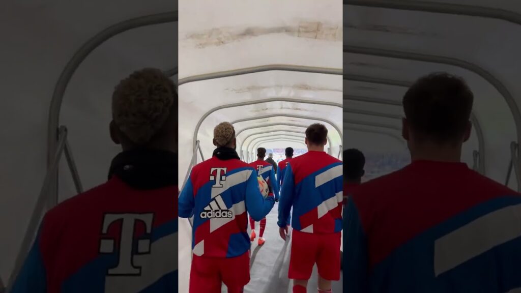 CHOUPO MOTING AND GORETZKA BEFORE MATCH VS VFB STUTTGART🔜 ⚽️   #VfBFCB #FCBayern