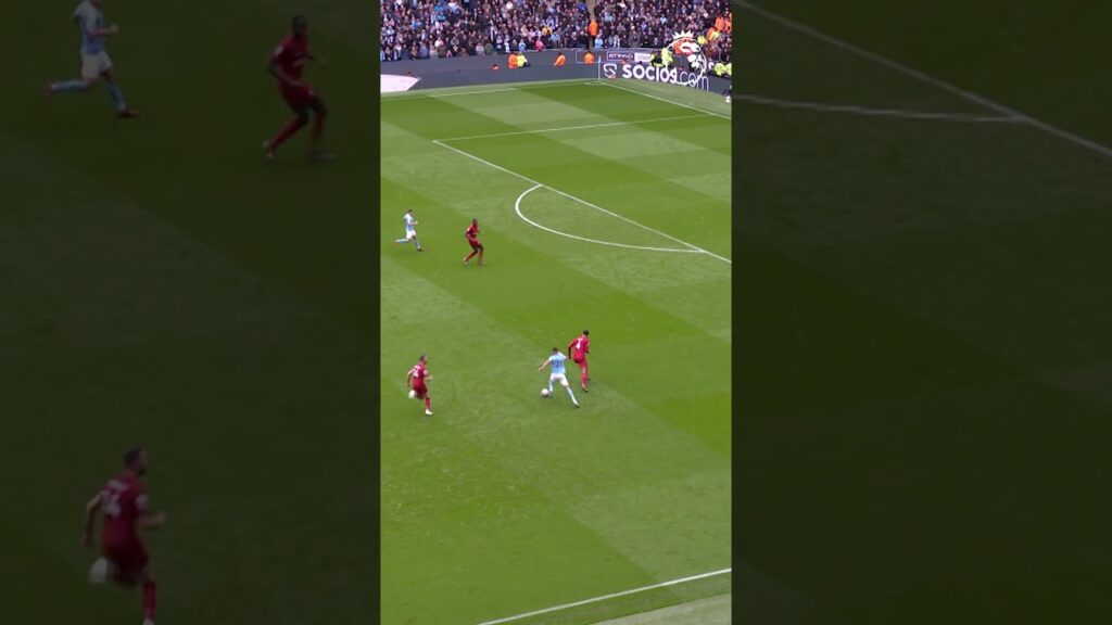 Grealish assists & Alvarez finishes beautiful City move 👌