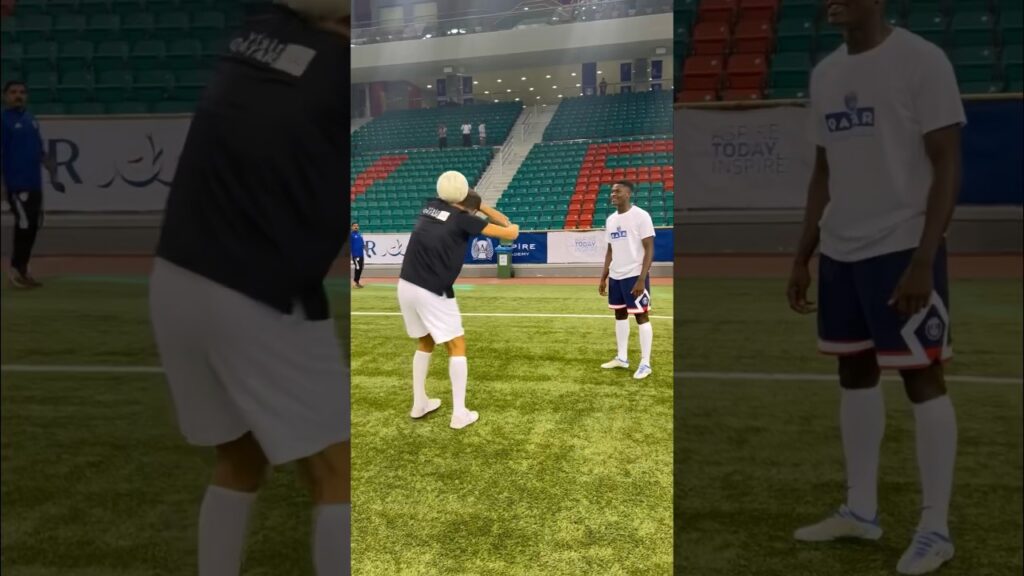 Nuno Mendes x Patrick ⚽️😍🔥 #psg #nunomendes #freestyle #football #shorts #youtube #viral