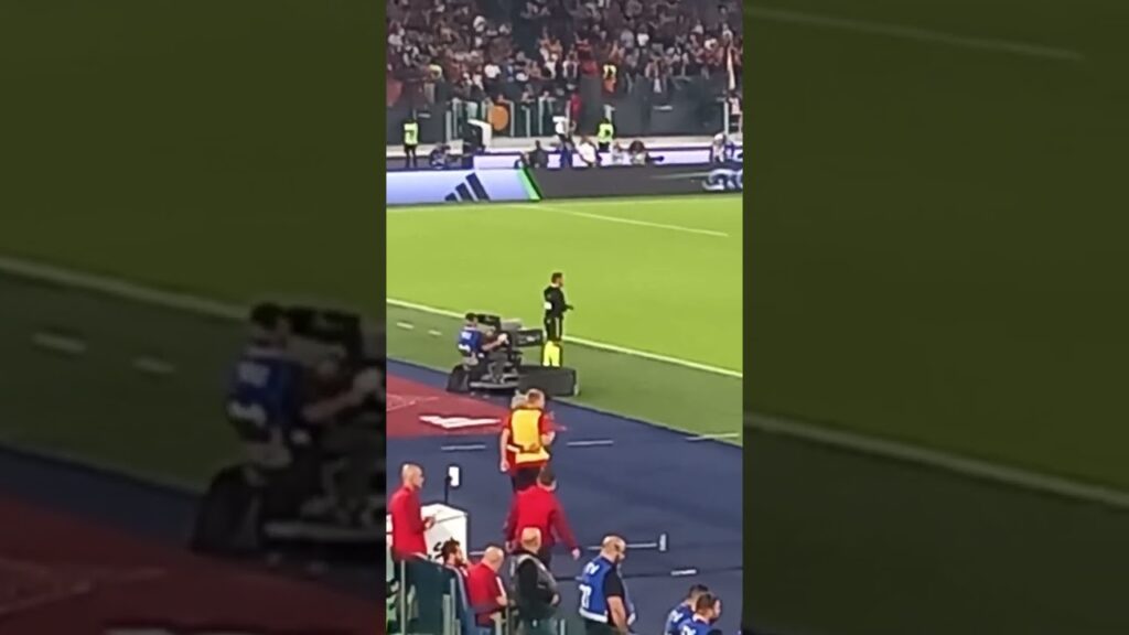 "Mister, dove devo mettermi?" Le disposizioni di Mourinho a Kristensen #shorts