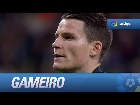 Paradón de Keylor Navas al detener un lanzamiento de penalti de Gameiro