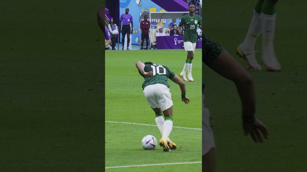 Salem Al-Dawsari strikes Saudi Arabia ahead! 🚀