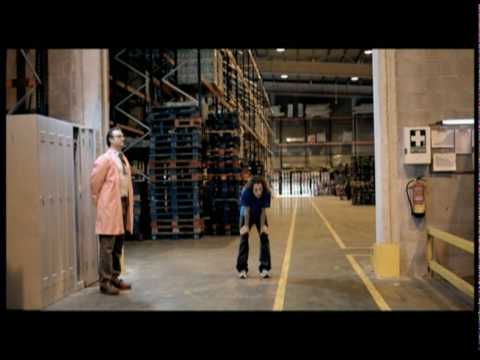 Andres Guardado en Comercial de TV para Degree Men