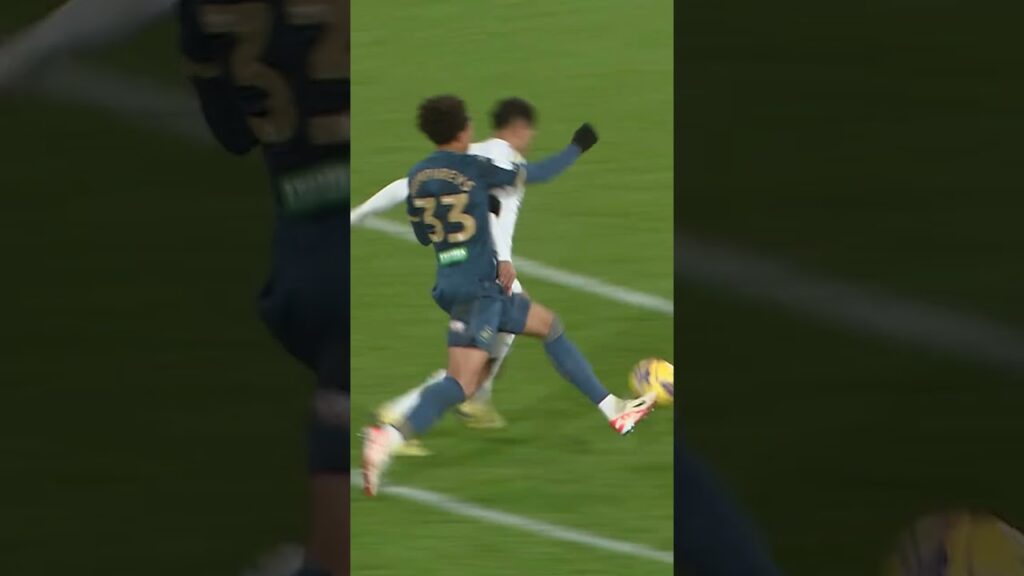 Filthy first touch and finish from Rutter #lufc #leedsunited