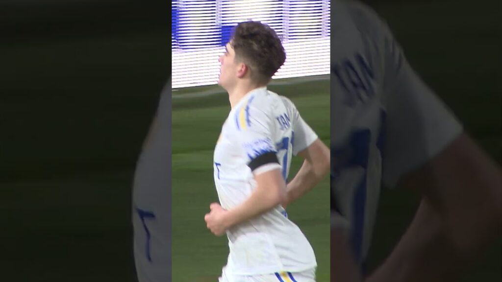 CRUNCHING Byram tackle leads to Dan James goal #leedsunited