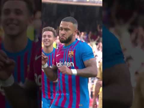 Memphis Depay penalty goal vs Levante!