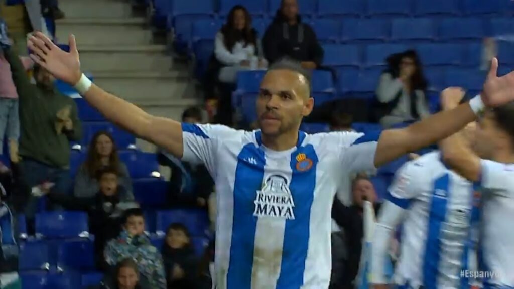 Martin Braithwaite vs Elche CF - Espanyol vs Elche CF 18/11/23