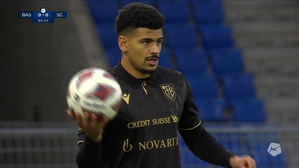 شاهد أداء محمد دراغر ضد سانت غالن | Mohamed Dräger vs St. Gallen