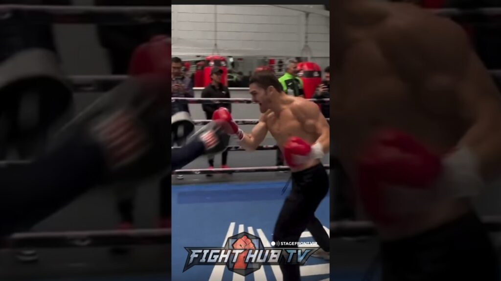 Oscar Duarte SMASHES pads for Ryan Garcia; shows him KO combos!