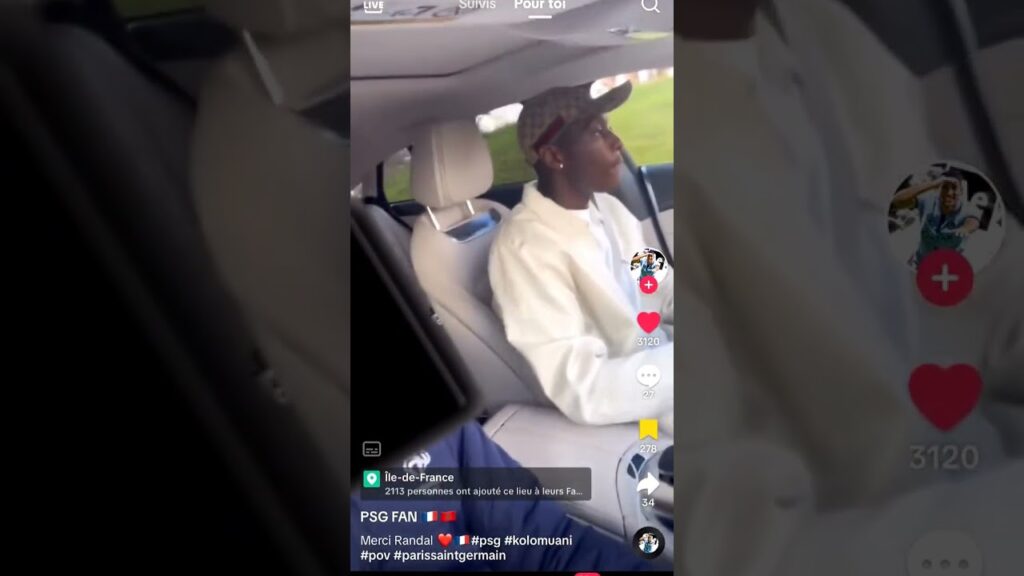 Quand Randal Kolo Muani prend un supporter dans sa voiture. 😁❤️🚗#kolomuani #psg #teampsg #ligue1
