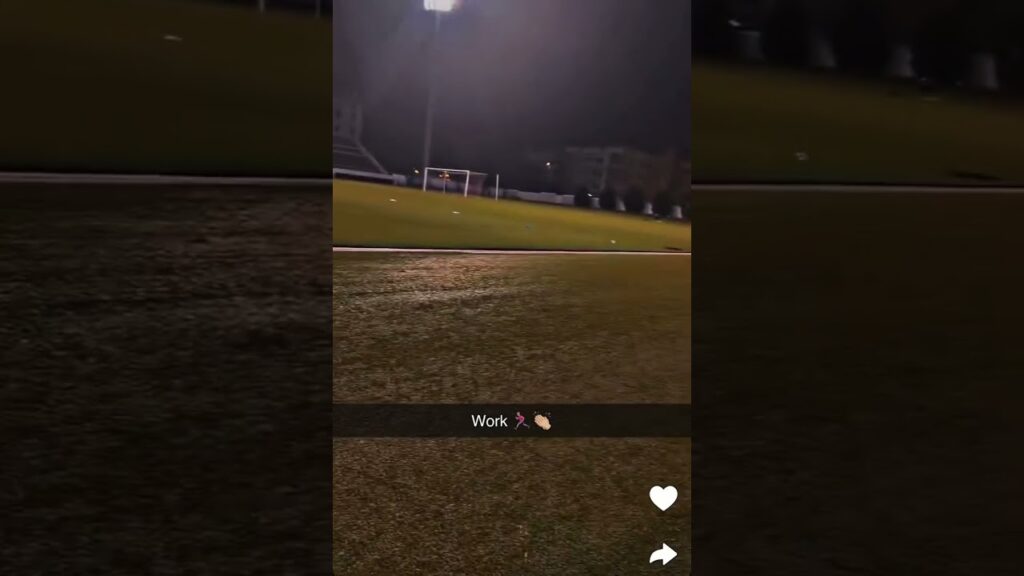 عبدالرحمن العبود يبدأ التدرب على العشب