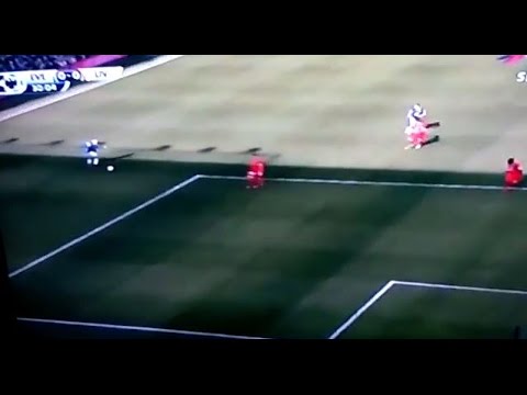 Simon Mignolet Epic Save Vs Everton!