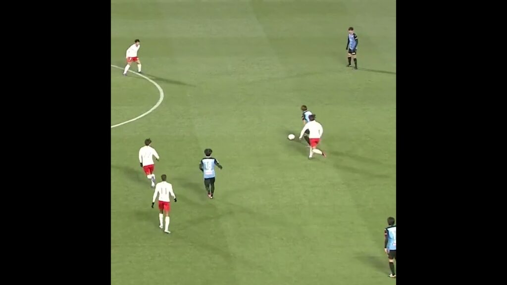 攻撃の組み立てから激しいディフェンスまでこなす！守田英正のJリーグ時代をプレイバック🎥【切り抜き】2022年12月9日 #shorts