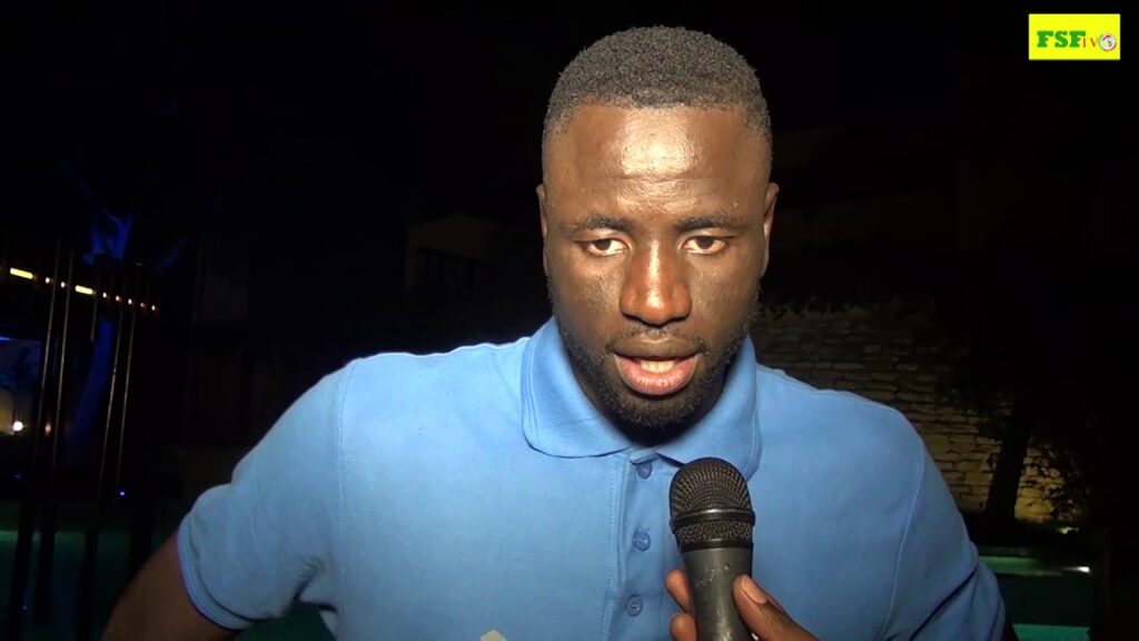 Cheikhou KOUYATE Capitaine des lions " on travaille dur" WOLOF
