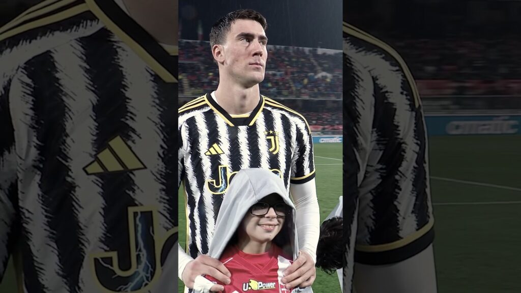 Dusan with kids 🤩🥰 #shorts #vlahovic