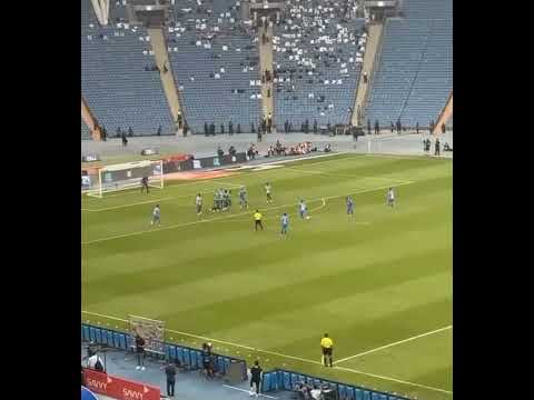 هدف محمد كنو من المدرجات 😍💙 #الهلال