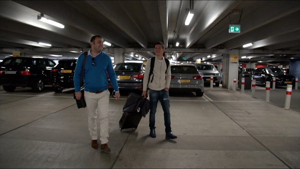 De eerste dag van Hirving Lozano